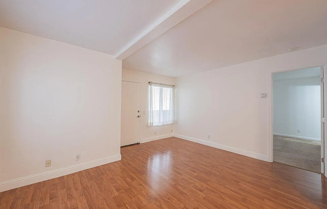 1 bed, 1 bath, $1,700