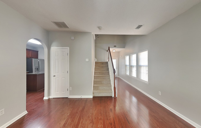 2157 CAPELLA CIR SW