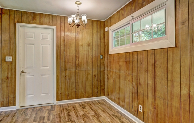 3364 TAMPLIN TERRACE