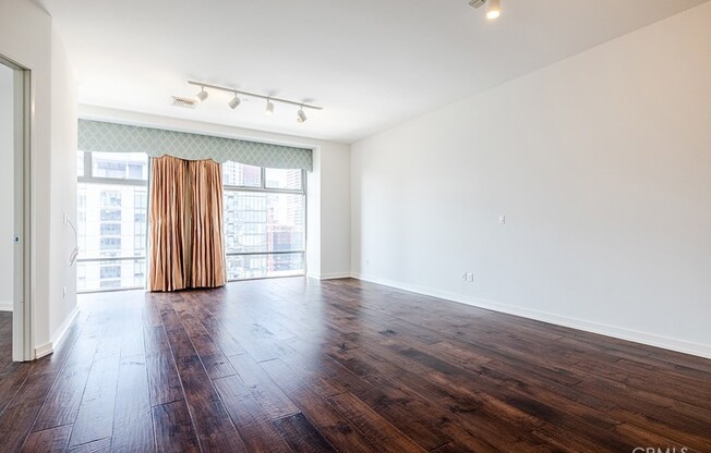 2 beds, 2 baths, 1,320 sqft, $3,850, Unit 1603