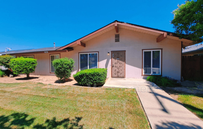 6238 N FRESNO ST