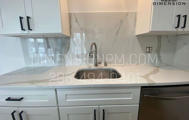 1 bed, 1 bath, 900 sqft, $1,195, Unit Unit 43