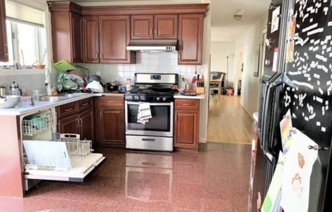 309 BEACON ST
