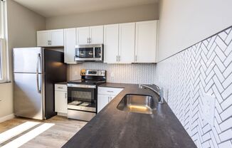 1 bed, 1 bath, 713 sqft, $1,799, Unit 503