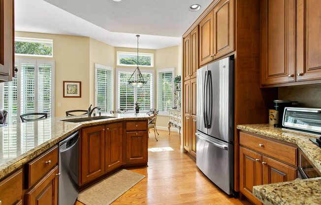 2 beds, 2 baths, $4,995