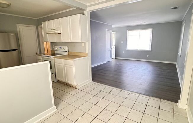 3 beds, 2 baths, $1,500