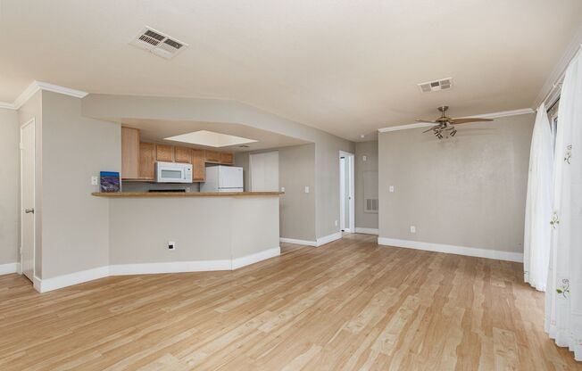 Remodeled first floor unit in gated community with pool/spa