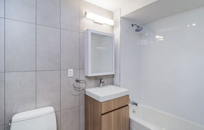 Amana Astoria Residential