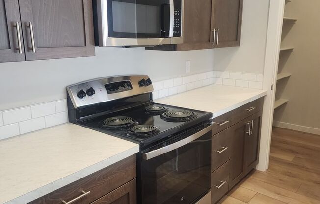 2 beds, 2.5 baths, 1,050 sqft, $1,750, Unit 6315 - 102