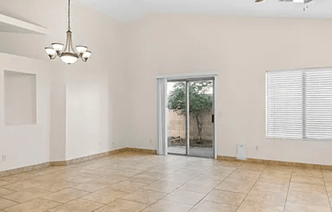 Union Hills 3 Bed 2 Bath Home