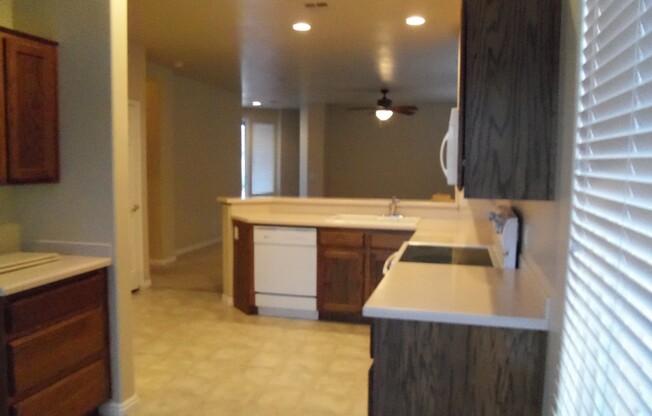 2 beds, 2 baths, $1,575