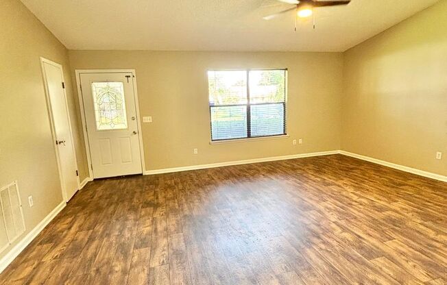 5219 Brentview