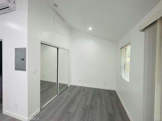 Studio, 1 bath, 400 sqft, $1,975