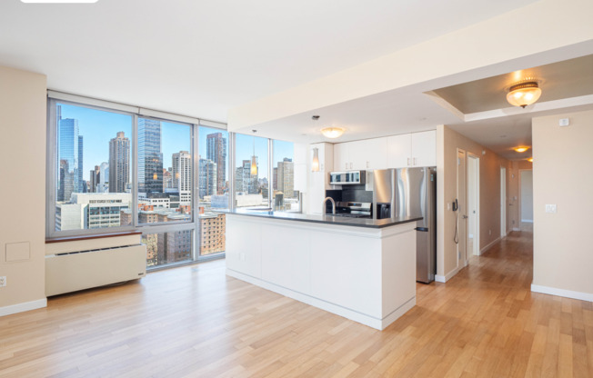 225 W 60 ST