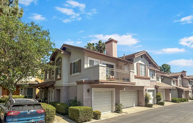 Great 2B/2BA+Bonus Room Townhome in Carmel Mountain Ranch!