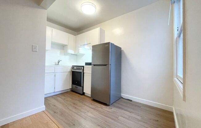 1685 Chestnut St. #201