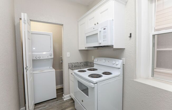 1 bed, 1 bath, 800 sqft, $1,224, Unit 4