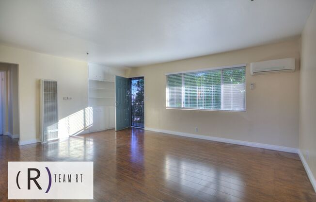 2 beds, 1 bath, $2,180, Unit #F