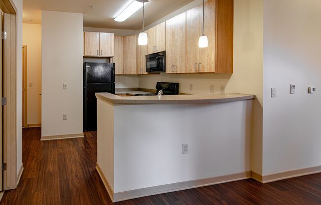 1 bed, 1 bath, 672 sqft, $1,285, Unit 602-113