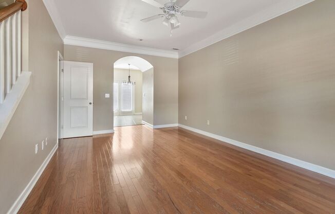 Awesome 2BE/2.5BE townhouse in the popular 8th South area!