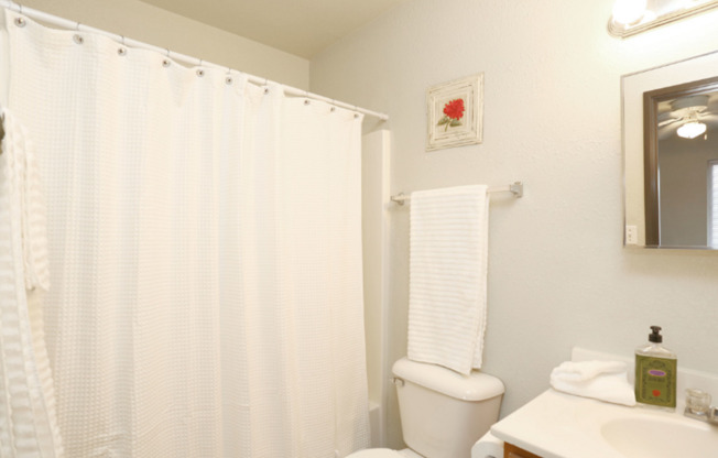 2 beds, 2 baths, 1,200 sqft, $1,545