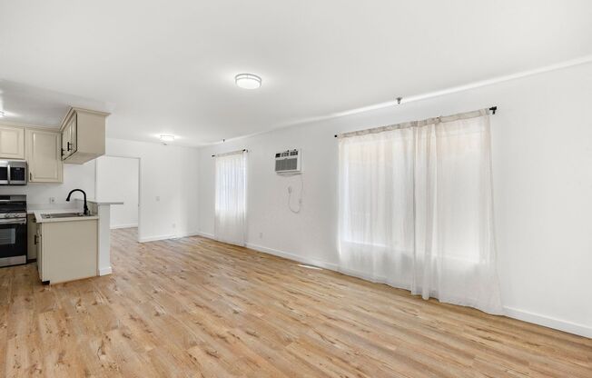 Renovated Townhome Apartments in Prime Virgil Village Location; SPECIAL - FREE RENT