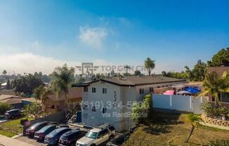 2 beds, 1 bath, 850 sqft, $2,050, Unit 3