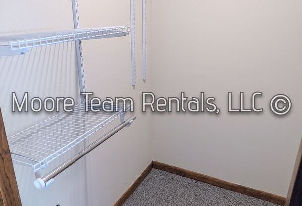 2 beds, 1.5 baths, $1,465