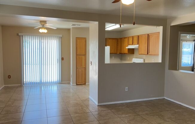 2 bed 2 bath in El Mirage!!