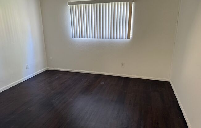 1 bed, 1 bath, 775 sqft, $1,695, Unit 04