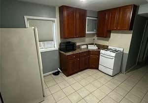 1 bed, 1 bath, 1,998 sqft, $1,700, Unit 1