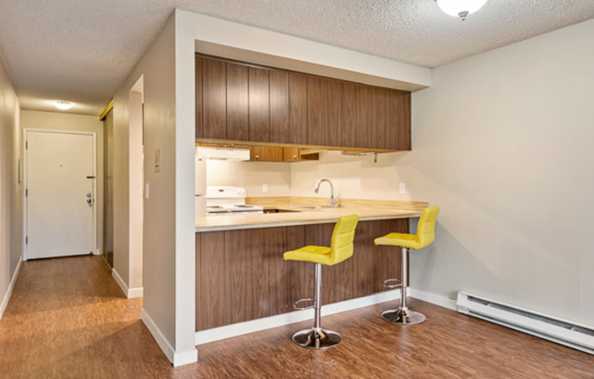 1 bed, 1 bath, 598 sqft, $1,625, Unit 205