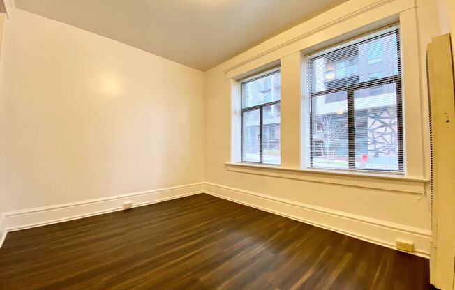 Studio, 1 bath, 407 sqft, $1,350, Unit 101