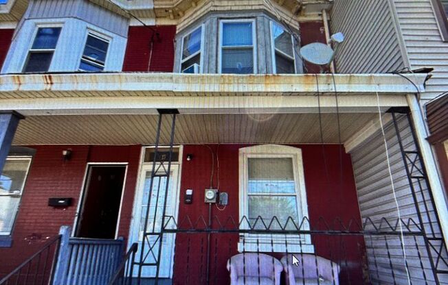 4 Bedroom | 1 Bath