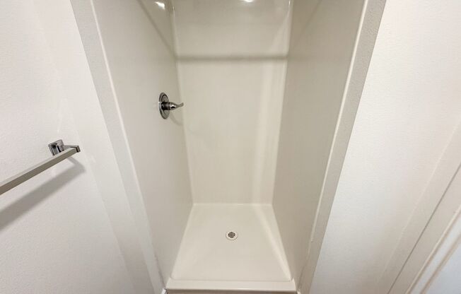 Studio, 1 bath, 186 sqft, $1,245, Unit 303-ARCH