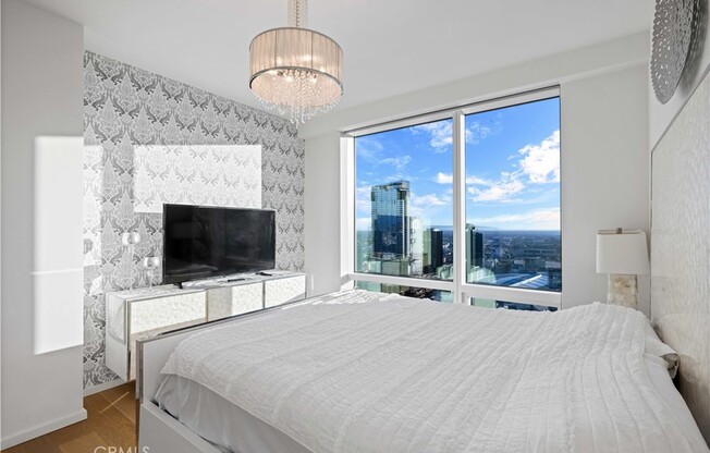 2 beds, 2 baths, 1,309 sqft, $6,500, Unit 4111