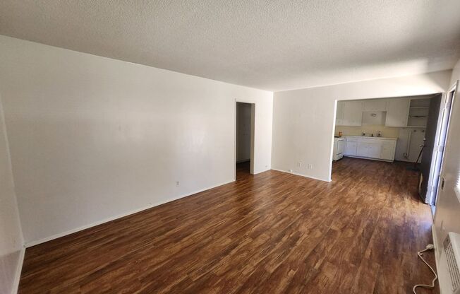 2 beds, 1 bath, 800 sqft, $1,650, Unit Unit 6