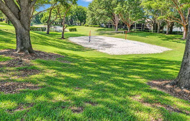 305 LAKEPOINTE DR