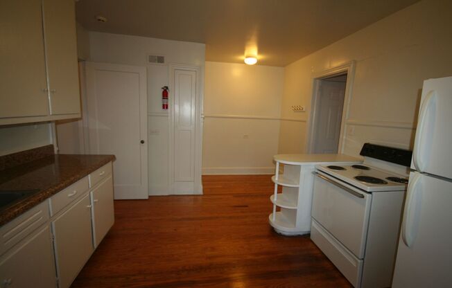 1406 Chapel Hill
