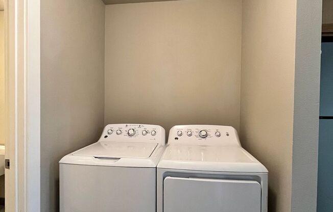1 bed, 1 bath, $1,695, Unit 26