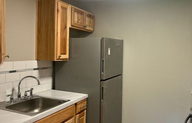 2 beds, 1 bath, 788 sqft, $1,395, Unit 1895B