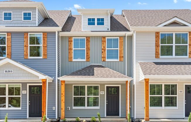 2 Bedroom Condo For Rent Near Riverside Drive!