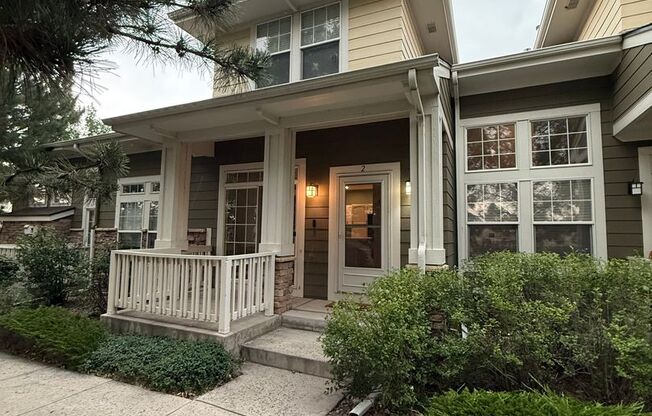Bright and Modern 3-Bed, 2.5-Bath Townhouse in Homestead at Seven Stones