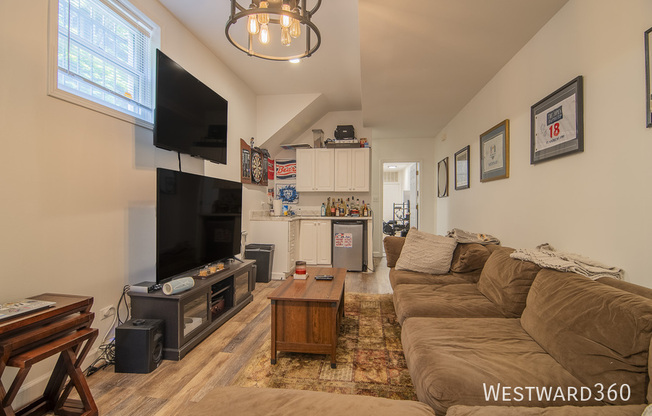 938 WILLOW