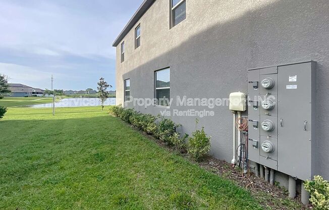 734 ROYAL EMPRESS DR