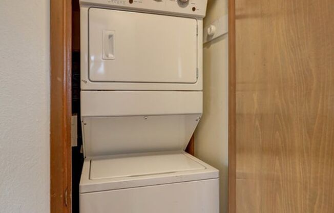 1 bed, 1 bath, 649 sqft, $1,495, Unit 302