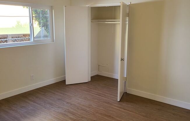 1 bed, 1 bath, 717 sqft, $1,650, Unit 6