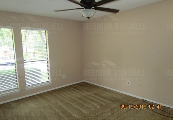 4918 Ridgeline Drive Arlington, TX 76017