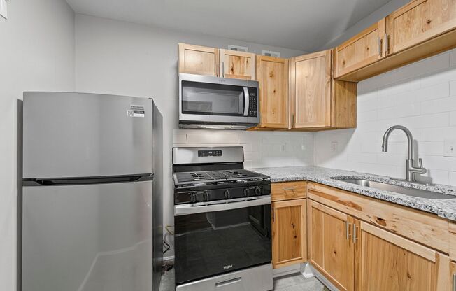1 bed, 1 bath, 526 sqft, $995, Unit 4828 #3N
