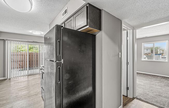 3 beds, 1.5 baths, 1,204 sqft, $1,599